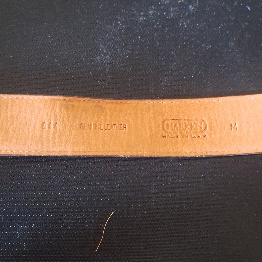 Harken Belt Genuine Leather Size M Made In The USA 34" Long With A Hart Buckle - Picture 4 of 6
